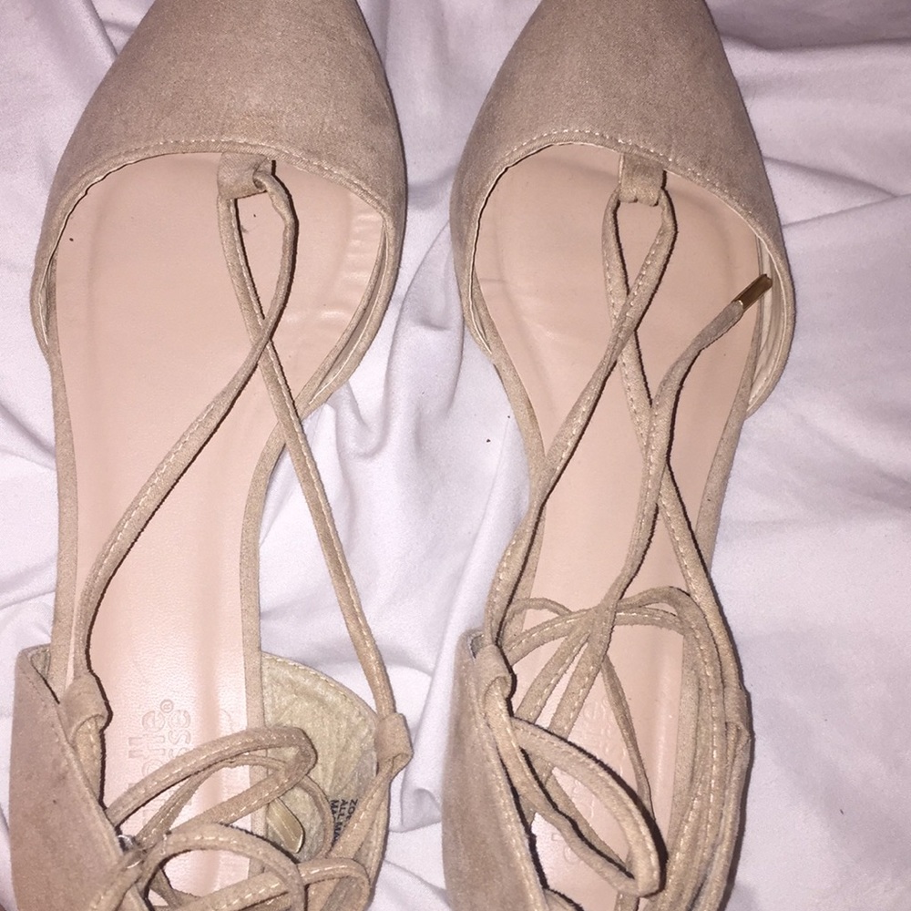 Faux suede pointy toe lace up straps ballet flats